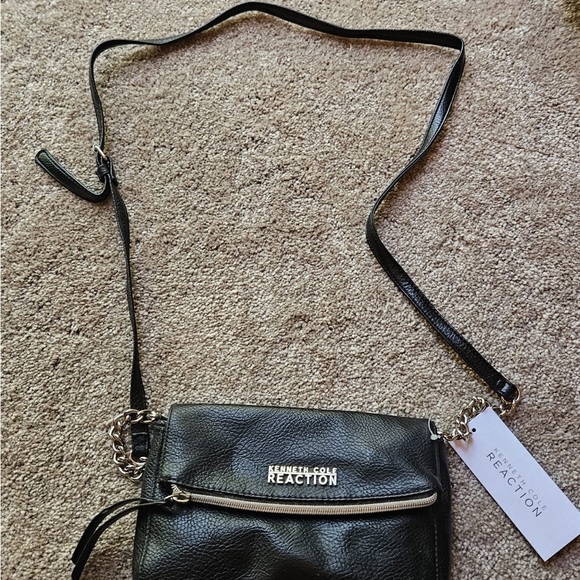 New Kenneth Cole Reaction - Black - Mini Xbody - Picture 2 of 3